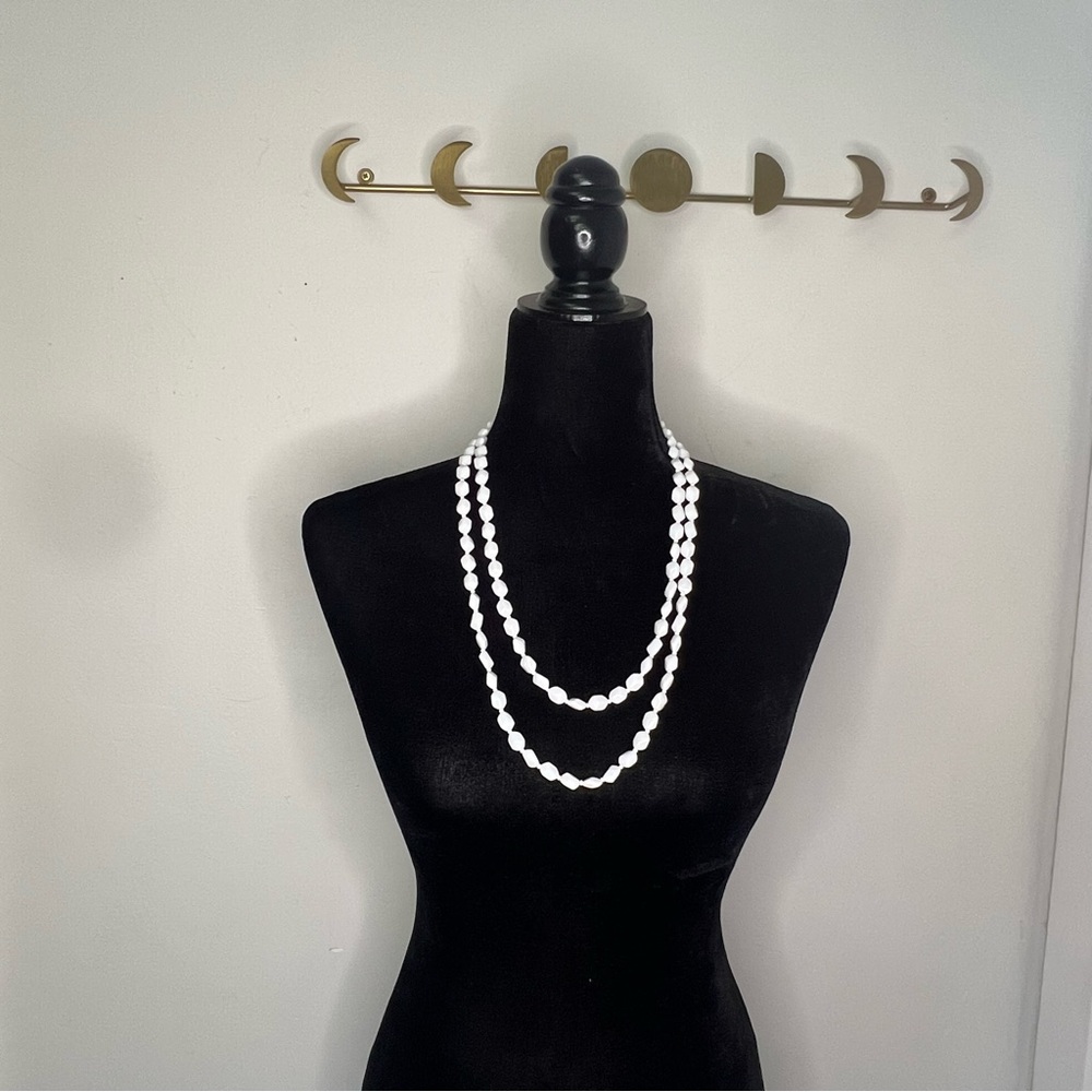 Vintage 1940s 1950s White Glass Double Strand Beaded Necklace